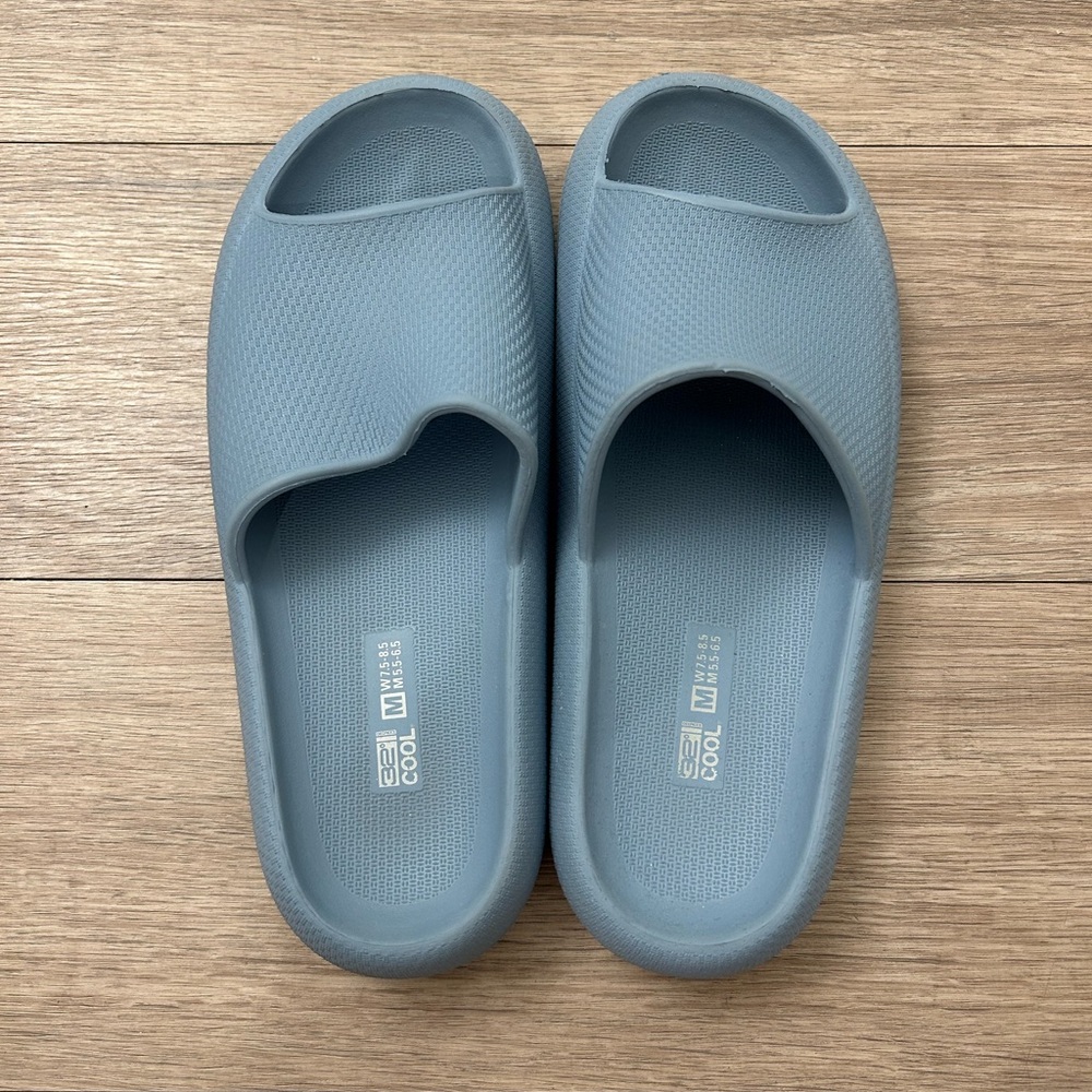 32 Degrees Blue Women's Slides
